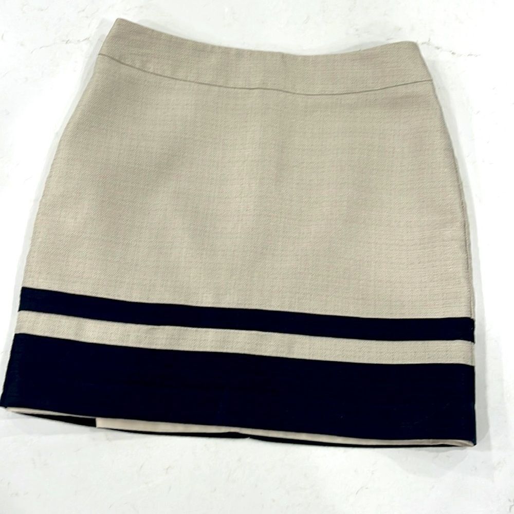 Ann Taylor Loft Skirt Womens Size 2 Cream Navy Straight Rear Zip Fully Lined